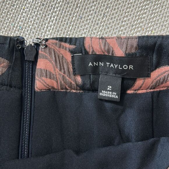 Ann Taylor 2 Black Pink Jacquard Tulip Pencil Skirt - Picture 11 of 14